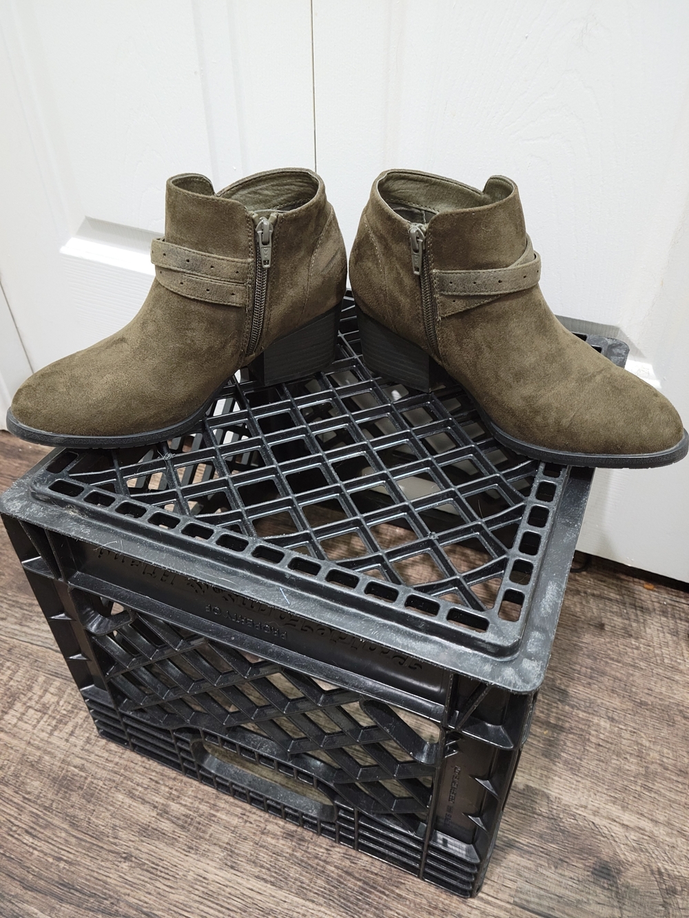 Sonoma Esme Olive Green Suede Double-Buckle Ankle Booties - Picture 4 of 14